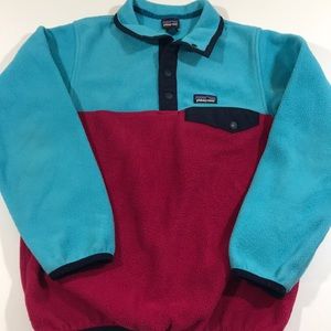 Girls Patagonia quarter button up hoodie G4